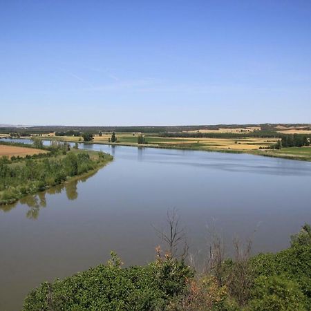 Alto De La Reserva Castronuno Esterno foto
